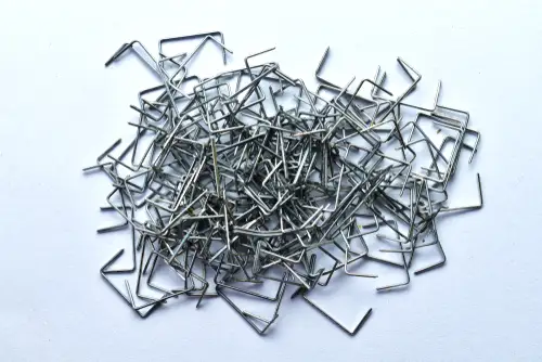 Скобы строительные