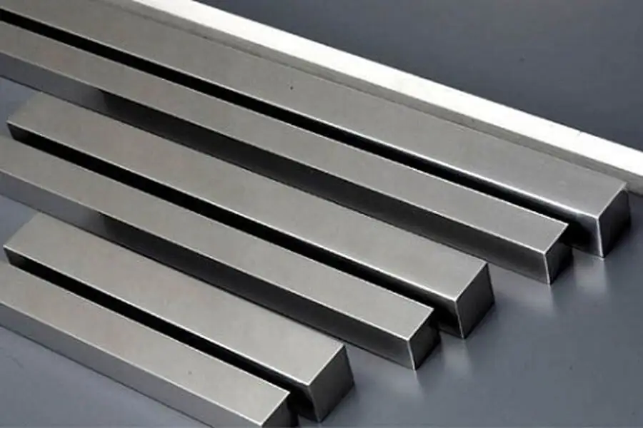 Квадрат титановый